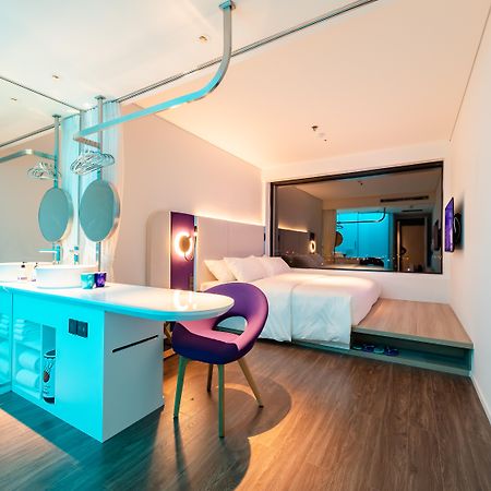 Tru By Hilton Nam Dinh City Centre Exteriör bild